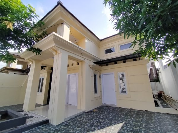 Rumah Komplek Bima Resident, dekat Kampus Kedokteran UGJ Cirebon