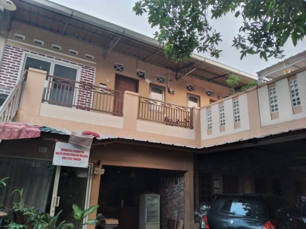 Dijual Rumah Tinggal dengan 10 Kamar Kost di Kedawung Dekat Kampus STIKOM Poltek